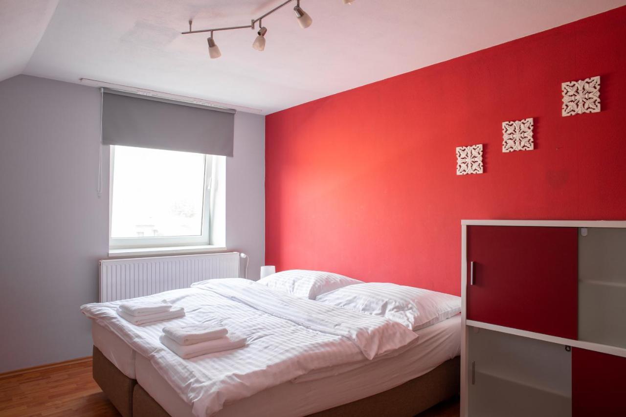 Amenity Apartmany Perna Ngoại thất bức ảnh