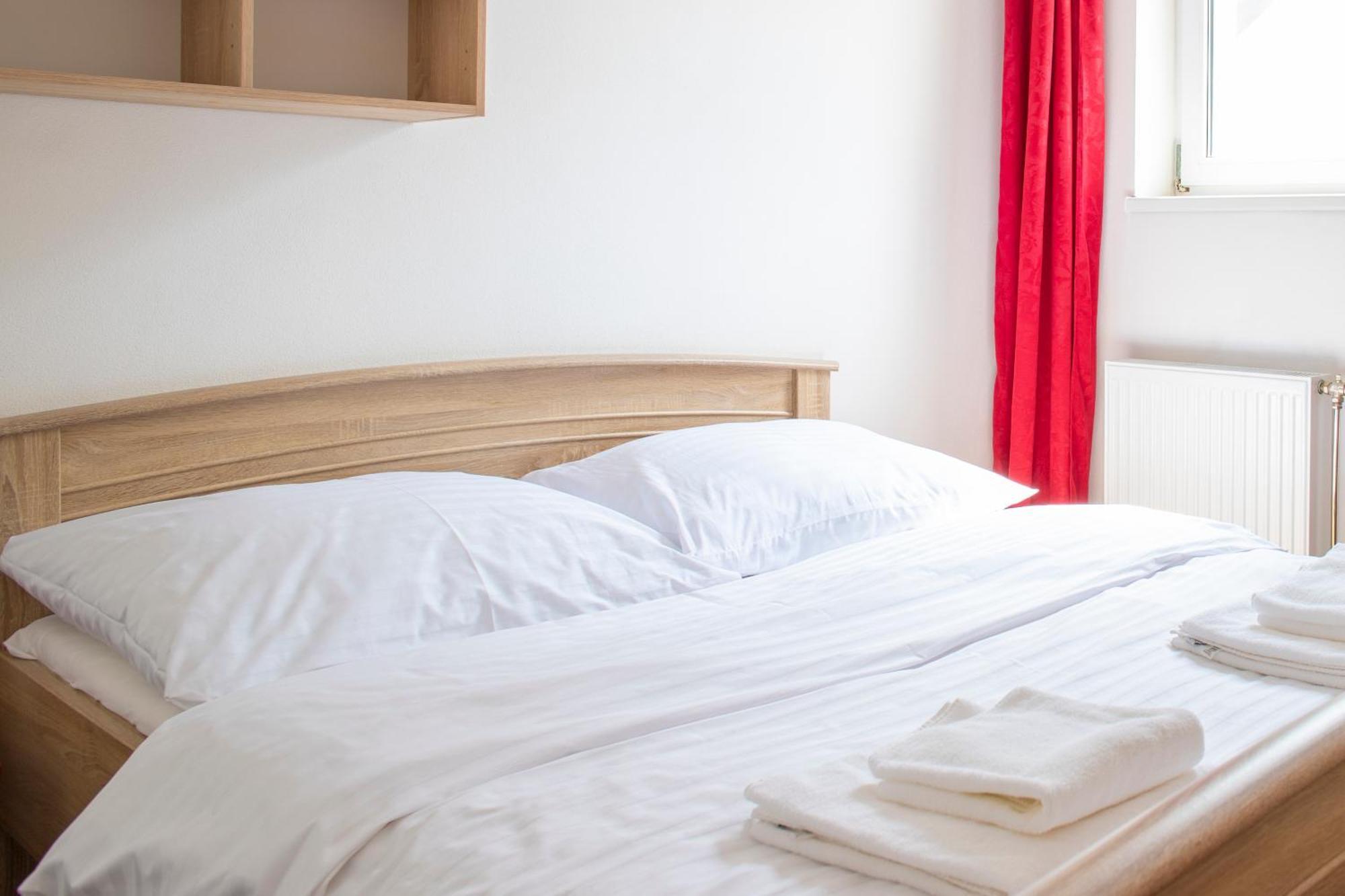 Amenity Apartmany Perna Ngoại thất bức ảnh