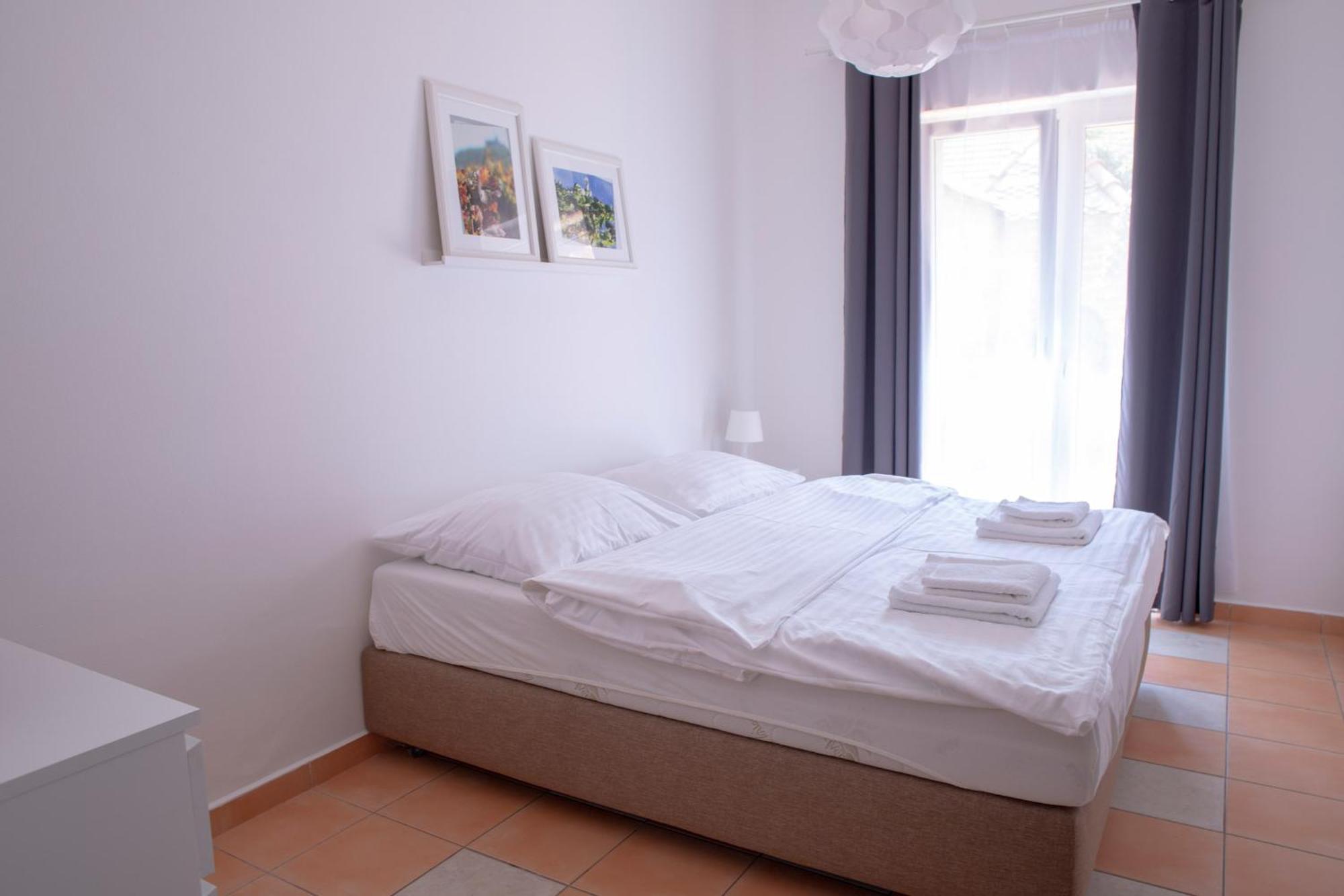 Amenity Apartmany Perna Ngoại thất bức ảnh