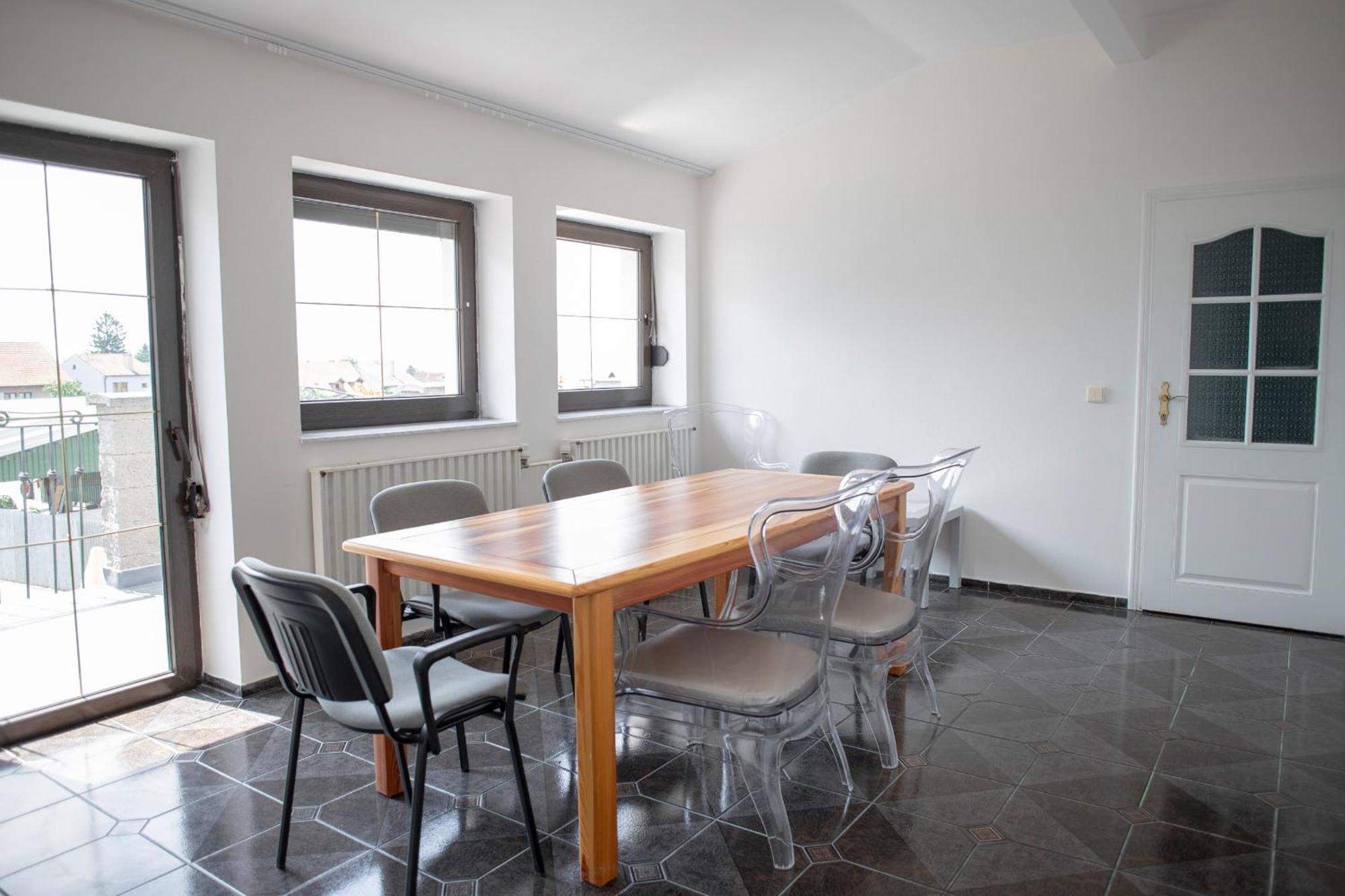 Amenity Apartmany Perna Ngoại thất bức ảnh