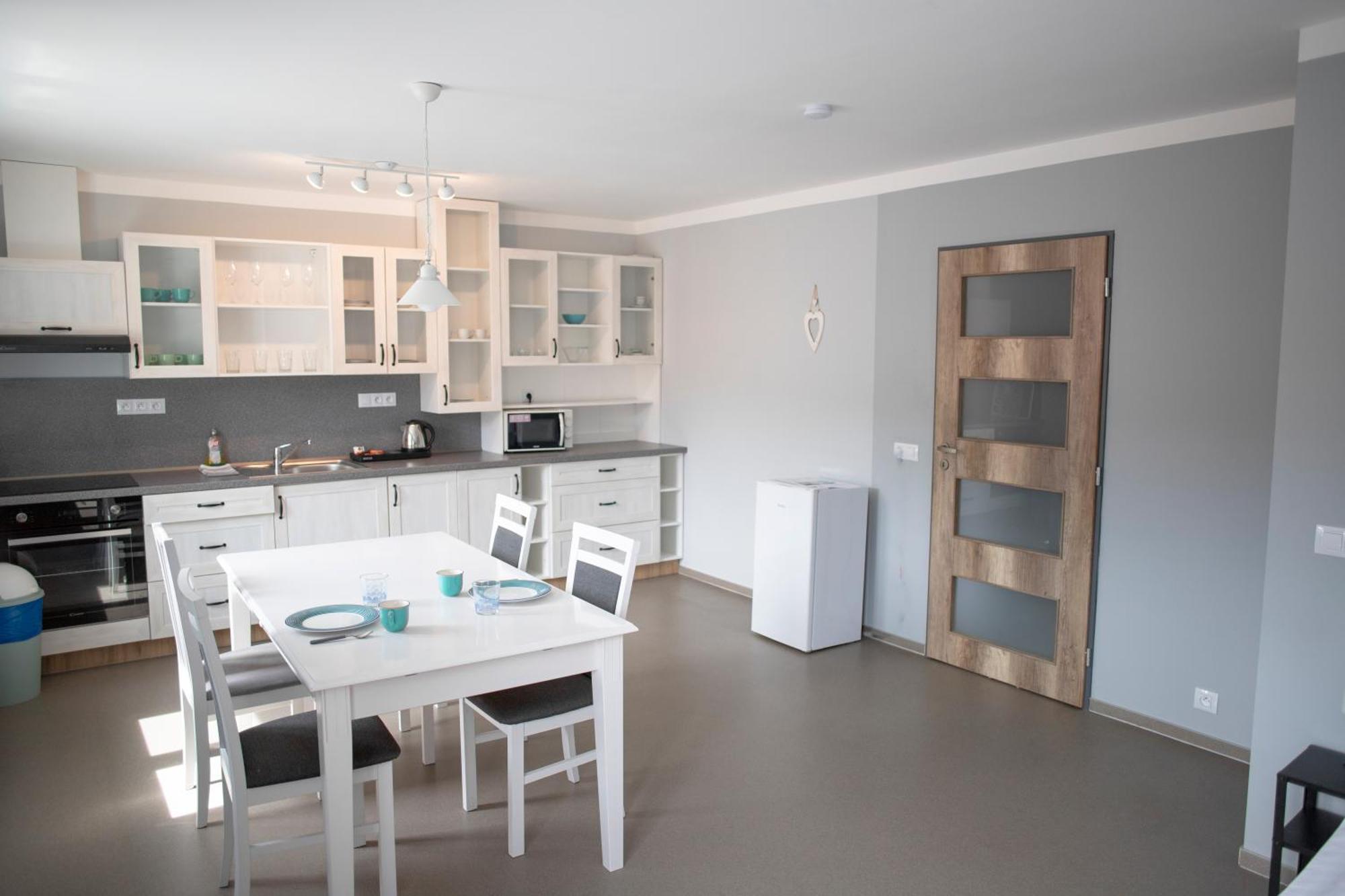 Amenity Apartmany Perna Ngoại thất bức ảnh