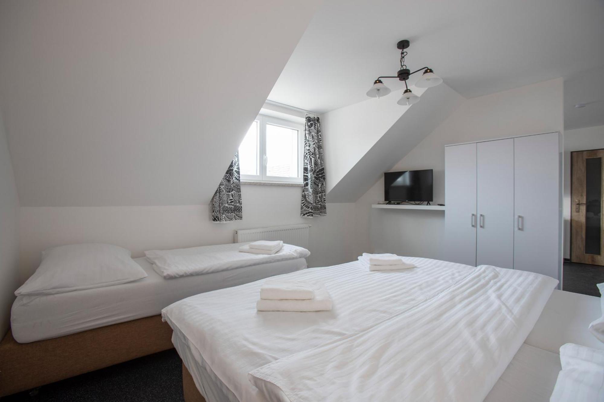 Amenity Apartmany Perna Ngoại thất bức ảnh