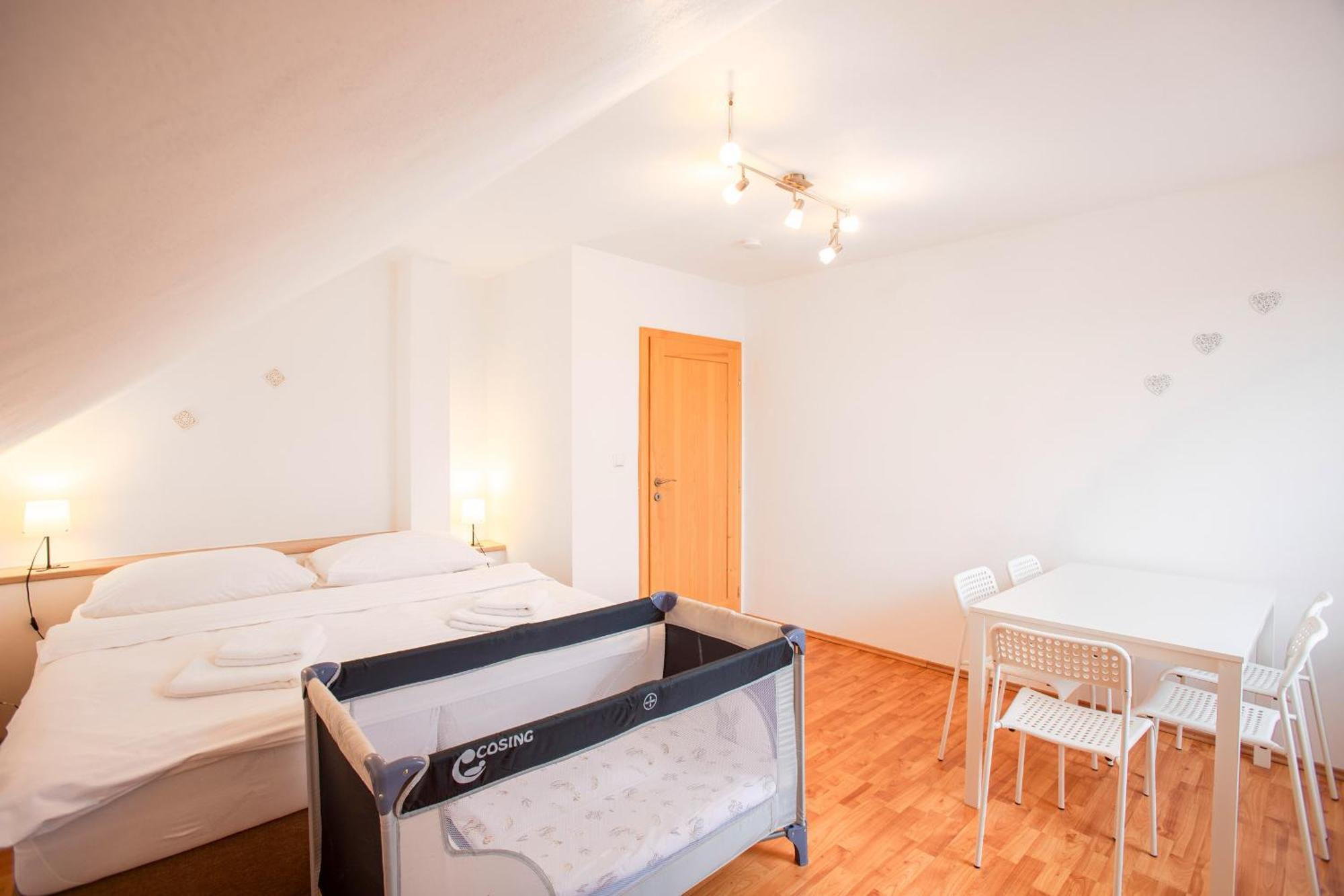 Amenity Apartmany Perna Ngoại thất bức ảnh