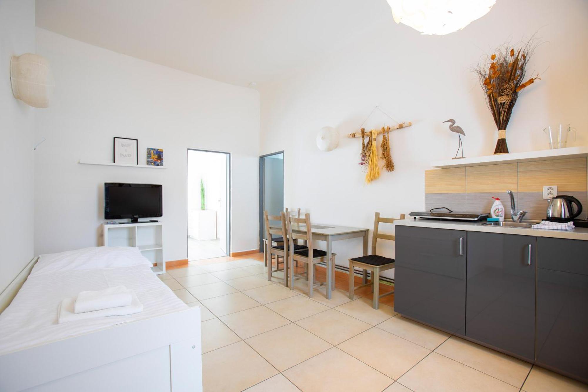 Amenity Apartmany Perna Ngoại thất bức ảnh